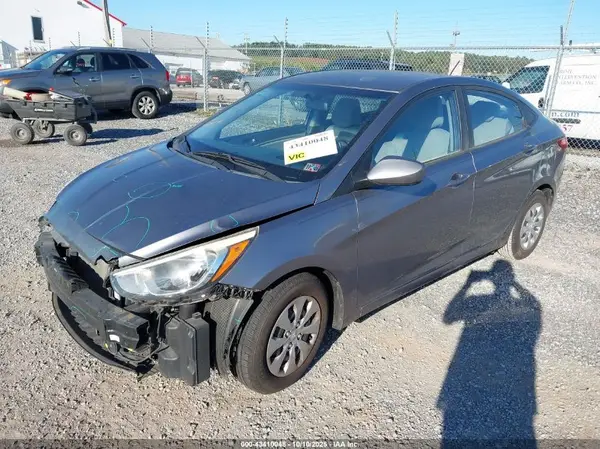 KMHCT4AE4GU014715 2016 HYUNDAI ACCENT - Image 2