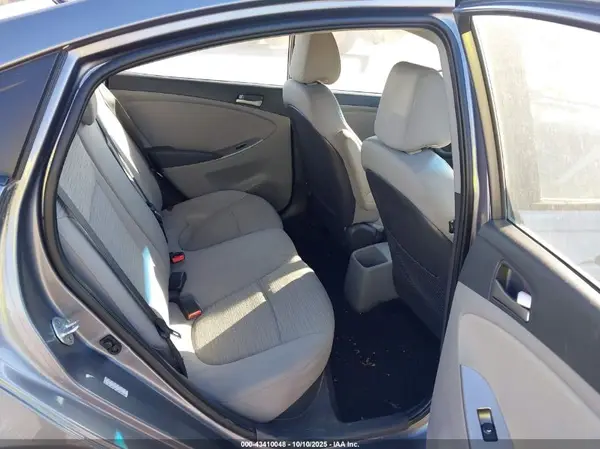 KMHCT4AE4GU014715 2016 HYUNDAI ACCENT - Image 8