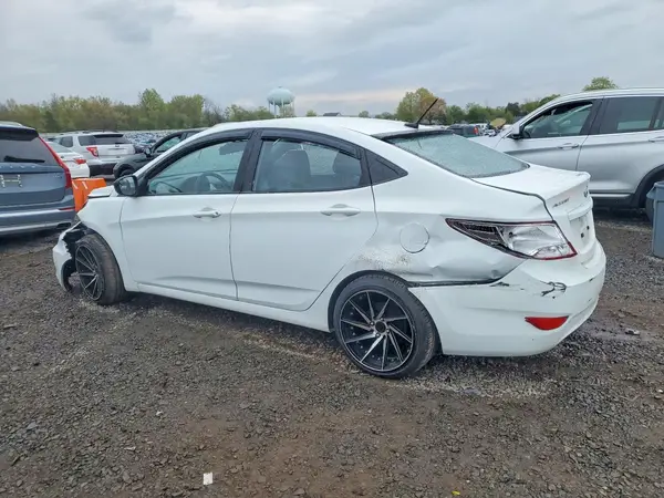 KMHCT4AE4GU026766 2016 HYUNDAI ACCENT - Image 2