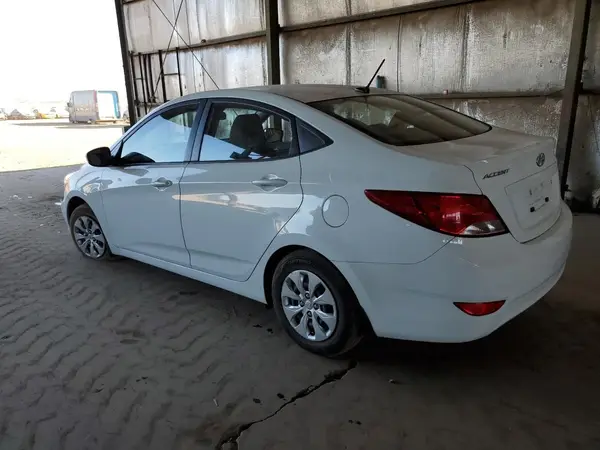 KMHCT4AE4GU027884 2016 HYUNDAI ACCENT - Image 2