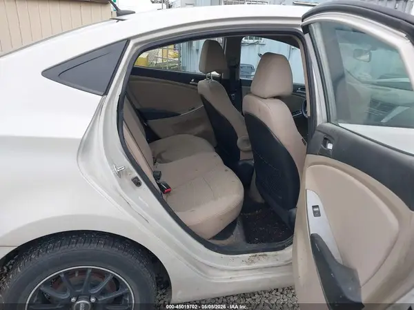 KMHCT4AE4GU033362 2016 HYUNDAI ACCENT - Image 8