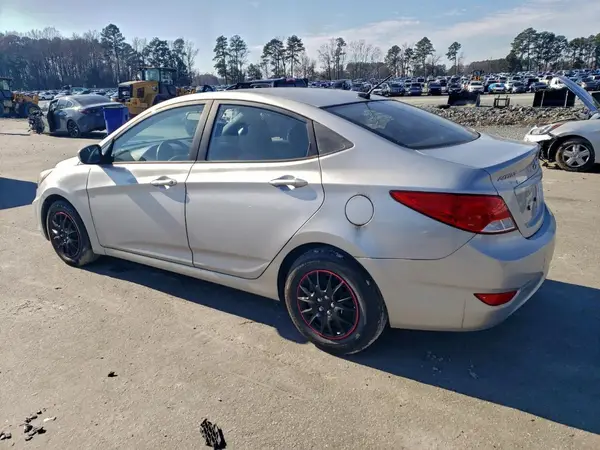 KMHCT4AE4GU040666 2016 HYUNDAI ACCENT - Image 2