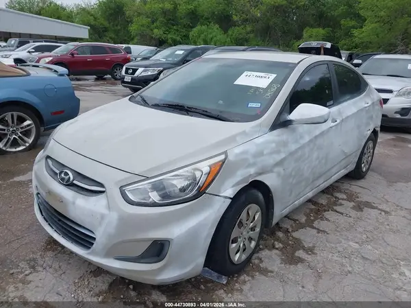 KMHCT4AE4GU041803 2016 HYUNDAI ACCENT - Image 2