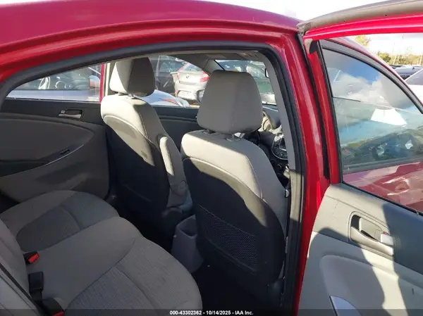 KMHCT4AE4GU051960 2016 HYUNDAI ACCENT - Image 8