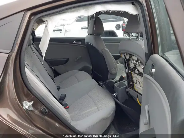 KMHCT4AE4GU055913 2016 HYUNDAI ACCENT - Image 8