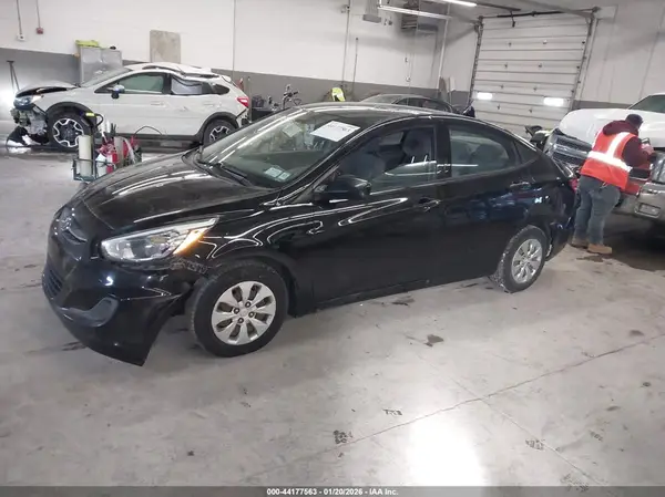 KMHCT4AE4GU057452 2016 HYUNDAI ACCENT - Image 2