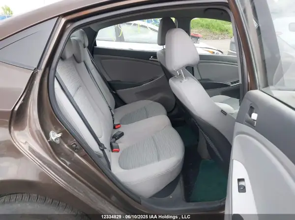 KMHCT4AE4GU071108 2016 HYUNDAI ACCENT - Image 8
