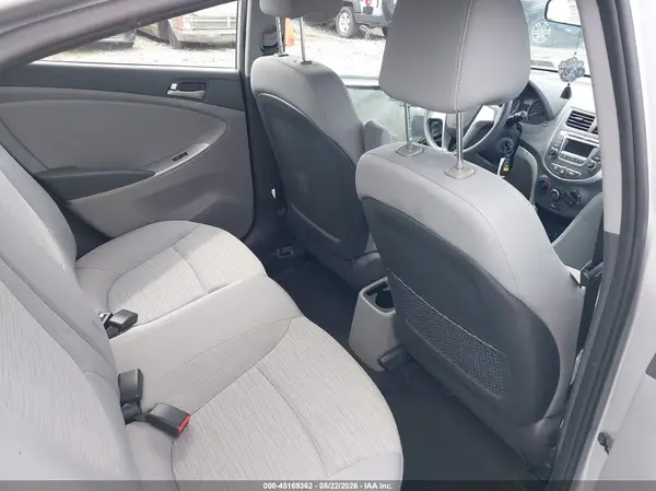 KMHCT4AE4GU077958 2016 HYUNDAI ACCENT - Image 8