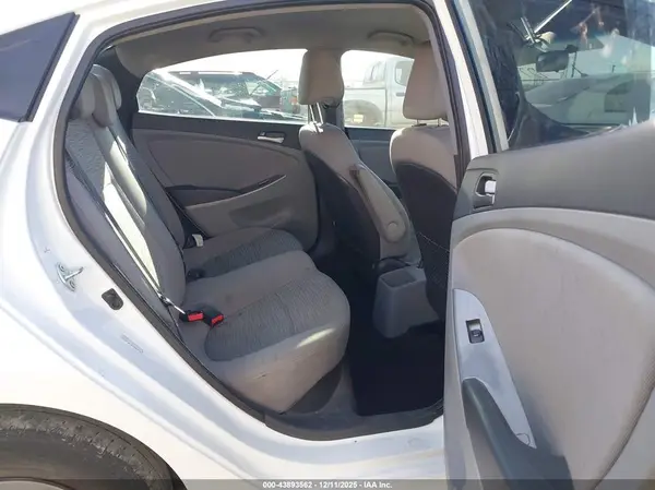 KMHCT4AE4GU080665 2016 HYUNDAI ACCENT - Image 8