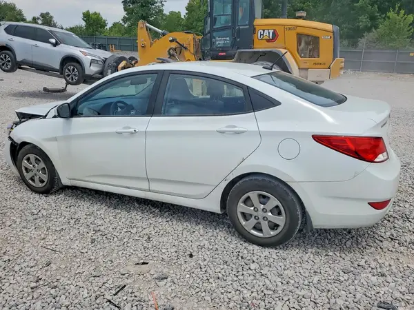 KMHCT4AE4GU081489 2016 HYUNDAI ACCENT - Image 2