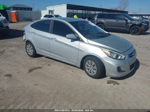 KMHCT4AE4GU104978 2016 HYUNDAI ACCENT - Image 1
