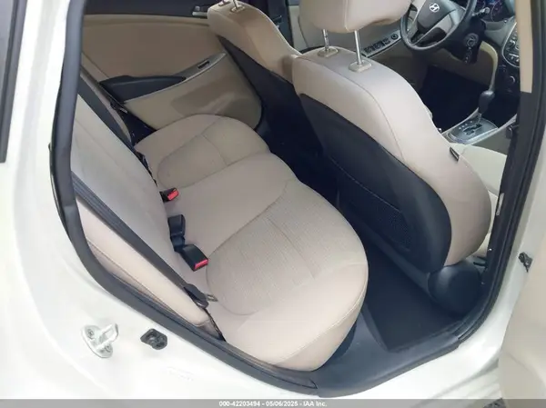 KMHCT4AE4GU110456 2016 HYUNDAI ACCENT - Image 8