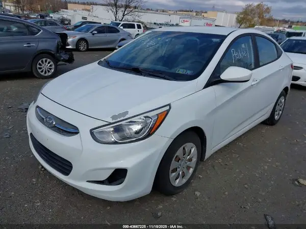KMHCT4AE4GU112577 2016 HYUNDAI ACCENT - Image 2