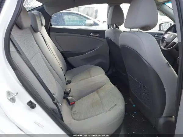 KMHCT4AE4GU112577 2016 HYUNDAI ACCENT - Image 8