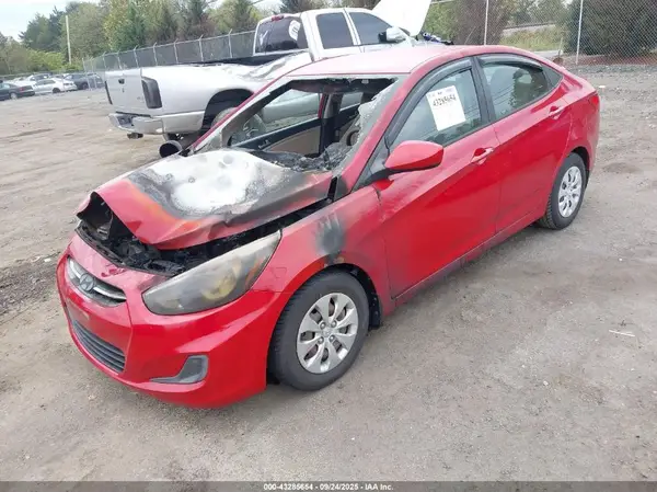 KMHCT4AE4GU142730 2016 HYUNDAI ACCENT - Image 2