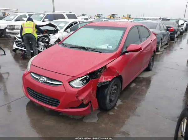 KMHCT4AE4GU144624 2016 HYUNDAI ACCENT - Image 2