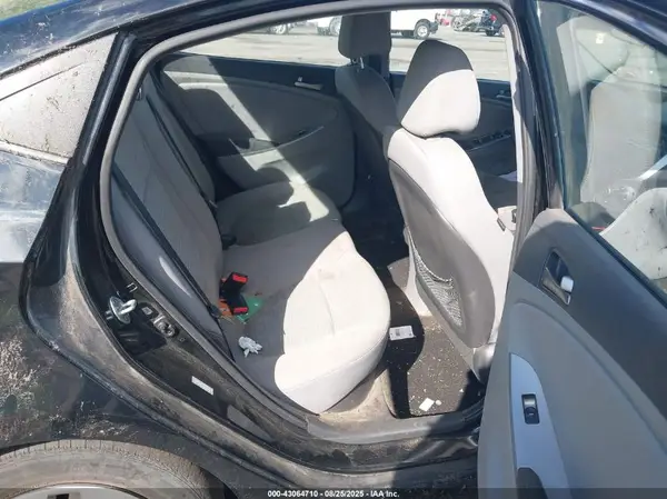 KMHCT4AE4GU152514 2016 HYUNDAI ACCENT - Image 8