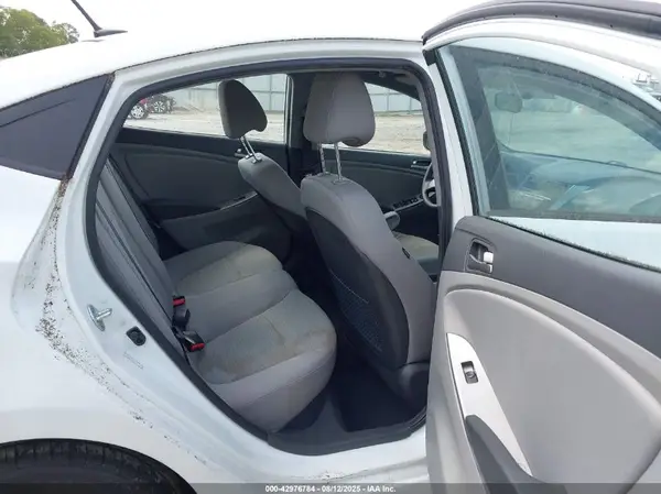 KMHCT4AE4GU156997 2016 HYUNDAI ACCENT - Image 8