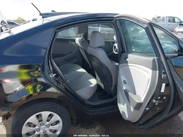 KMHCT4AE4GU163609 2016 HYUNDAI ACCENT - Image 8