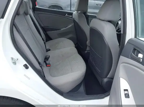 KMHCT4AE4GU966212 2016 HYUNDAI ACCENT - Image 8