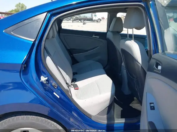 KMHCT4AE4GU975864 2016 HYUNDAI ACCENT - Image 8