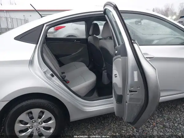 KMHCT4AE4GU980188 2016 HYUNDAI ACCENT - Image 8
