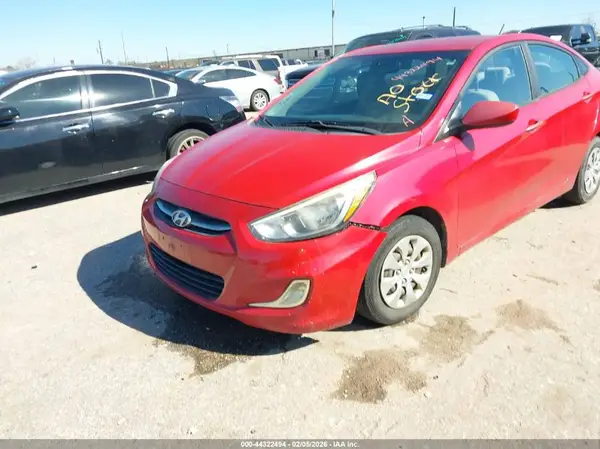 KMHCT4AE4GU980269 2016 HYUNDAI ACCENT - Image 2