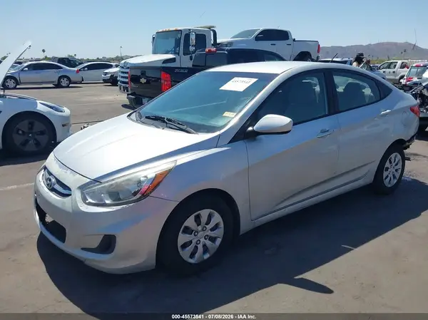 KMHCT4AE4GU980577 2016 HYUNDAI ACCENT - Image 2