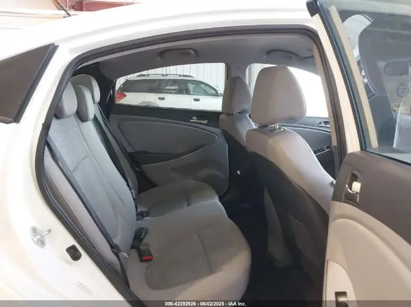KMHCT4AE4GU989554 2016 HYUNDAI ACCENT - Image 8