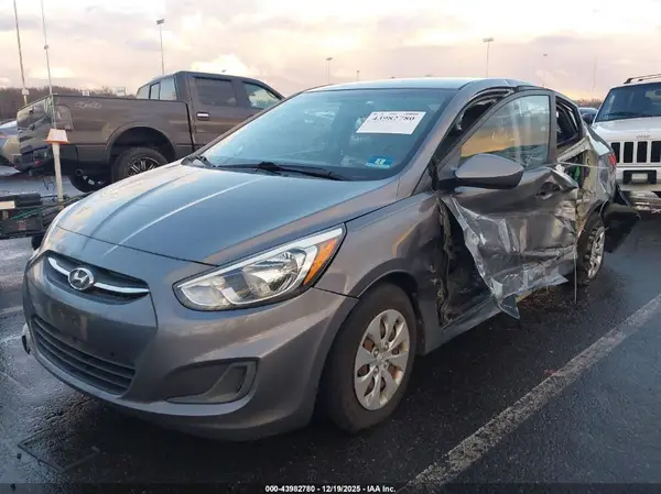 KMHCT4AE4GU990865 2016 HYUNDAI ACCENT - Image 2