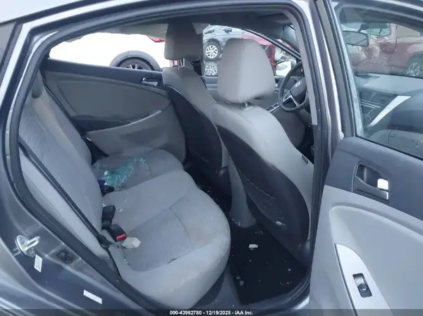 KMHCT4AE4GU990865 2016 HYUNDAI ACCENT - Image 8