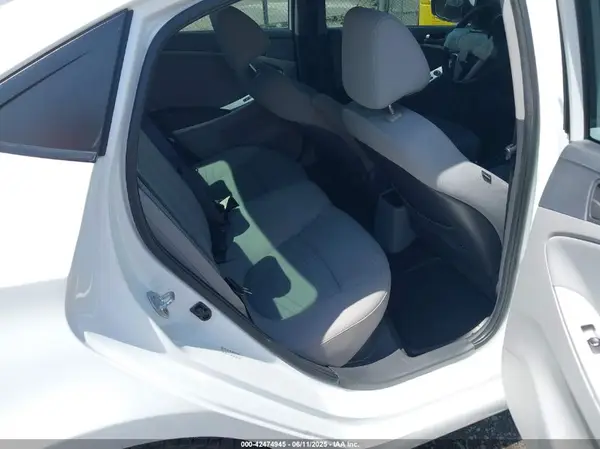 KMHCT4AE4GU994432 2016 HYUNDAI ACCENT - Image 8