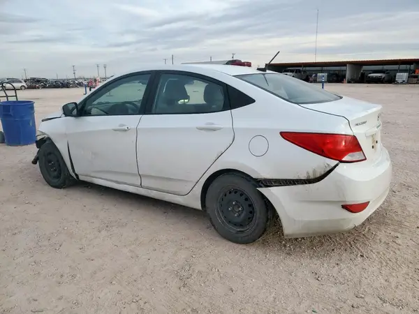 KMHCT4AE4HU174238 2017 HYUNDAI ACCENT - Image 2