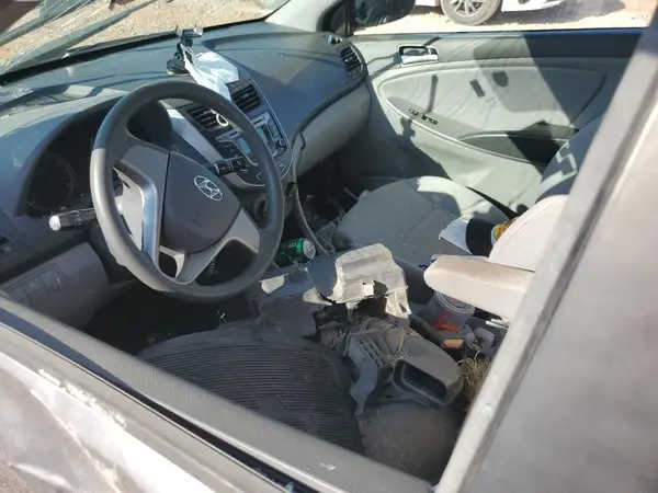 KMHCT4AE4HU193758 2017 HYUNDAI ACCENT - Image 8