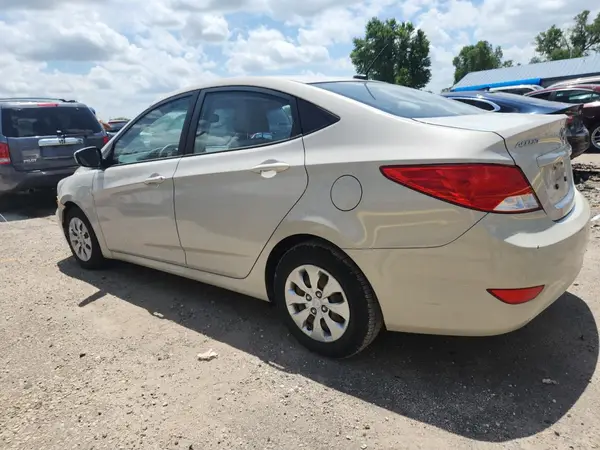 KMHCT4AE4HU195137 2017 HYUNDAI ACCENT - Image 2