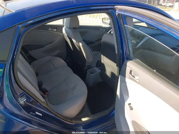 KMHCT4AE4HU199740 2017 HYUNDAI ACCENT - Image 8