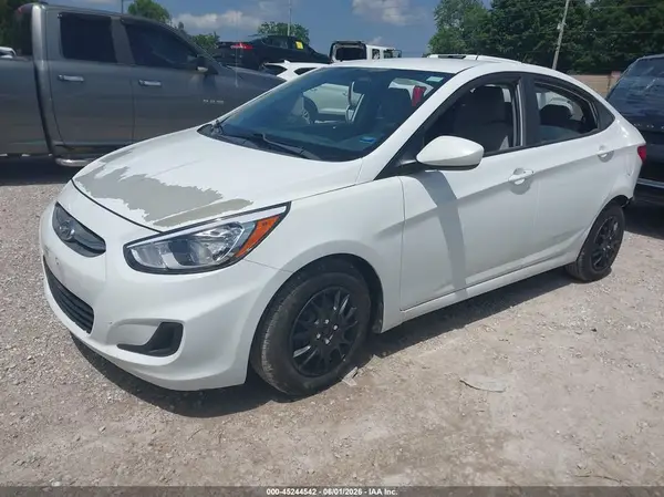 KMHCT4AE4HU201390 2017 HYUNDAI ACCENT - Image 2