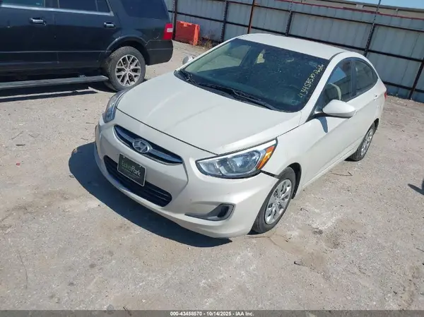 KMHCT4AE4HU222899 2017 HYUNDAI ACCENT - Image 2