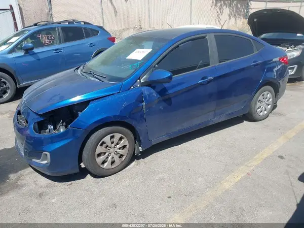 KMHCT4AE4HU223986 2017 HYUNDAI ACCENT - Image 2