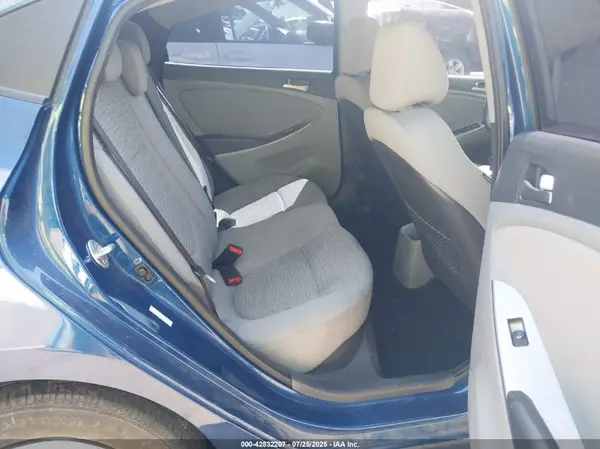 KMHCT4AE4HU223986 2017 HYUNDAI ACCENT - Image 8