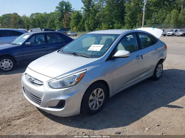 KMHCT4AE4HU235815 2017 HYUNDAI ACCENT - Image 2