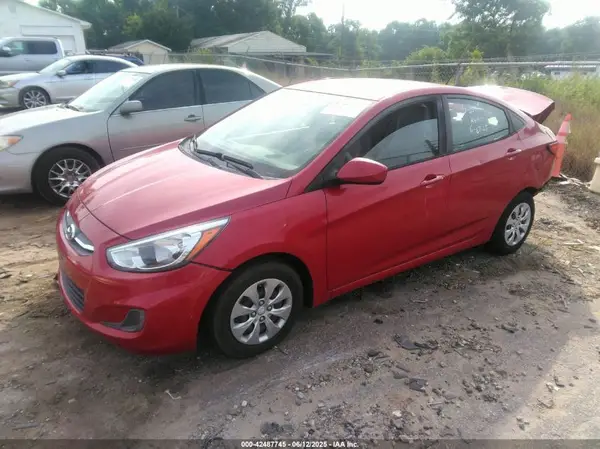 KMHCT4AE4HU237029 2017 HYUNDAI ACCENT - Image 2
