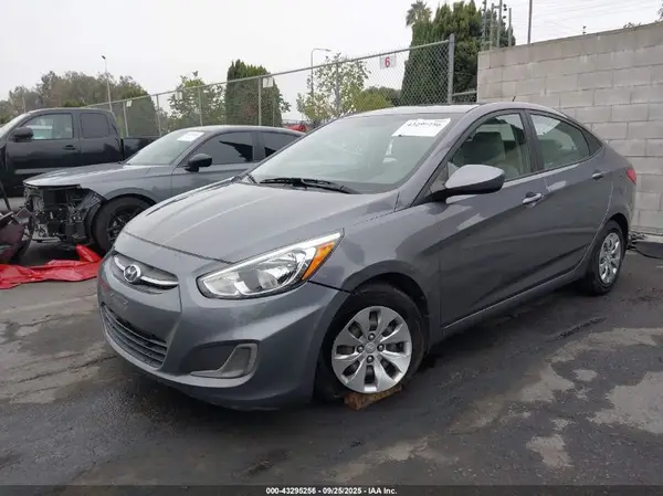 KMHCT4AE4HU245373 2017 HYUNDAI ACCENT - Image 2