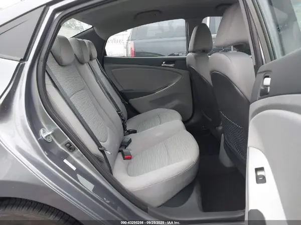 KMHCT4AE4HU245373 2017 HYUNDAI ACCENT - Image 8