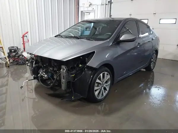 KMHCT4AE4HU255076 2017 HYUNDAI ACCENT - Image 2