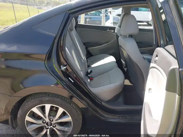 KMHCT4AE4HU255143 2017 HYUNDAI ACCENT - Image 8