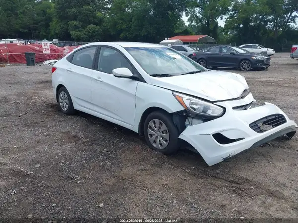 KMHCT4AE4HU261749 2017 HYUNDAI ACCENT - Image 1