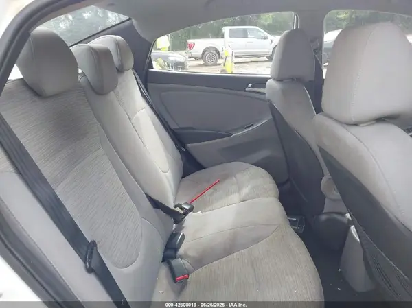 KMHCT4AE4HU261749 2017 HYUNDAI ACCENT - Image 8