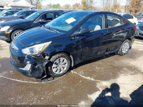 KMHCT4AE4HU264862 2017 HYUNDAI ACCENT - Image 2