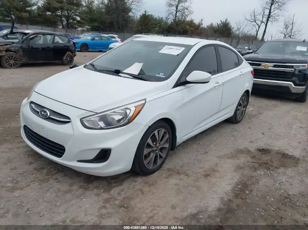 KMHCT4AE4HU271407 2017 HYUNDAI ACCENT - Image 2